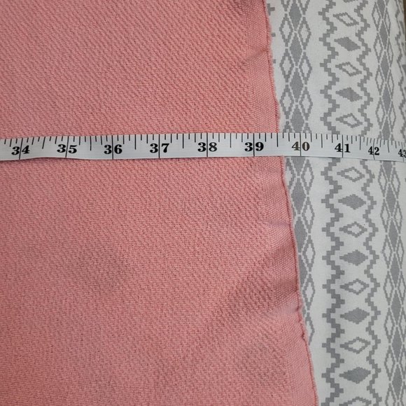 "Love Pink" blanket. - Picture 7 of 9